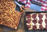 A pair of pan pizza recipes via @kingarthurflour