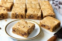 Chewy Chocolate Chip Cookie Bars