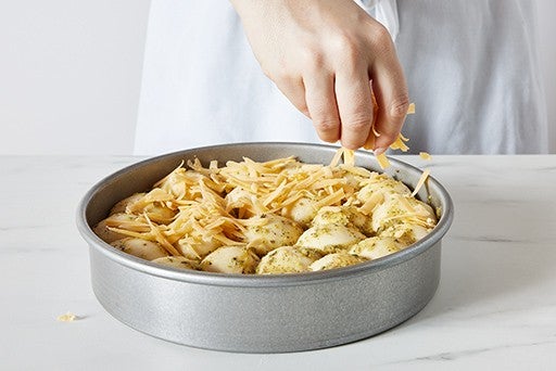 Pull-Apart Garlic Bread – Step 7