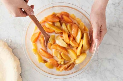 Peach pie filling in a bowl