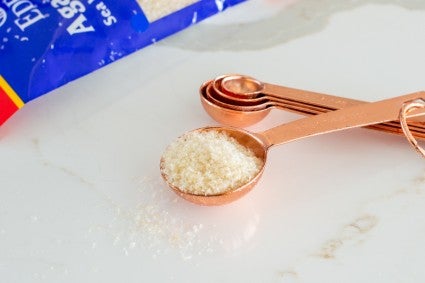 Tablespoon of agar flakes