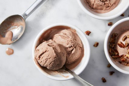 Chocolate Ice Cream made with baking sugar alternative