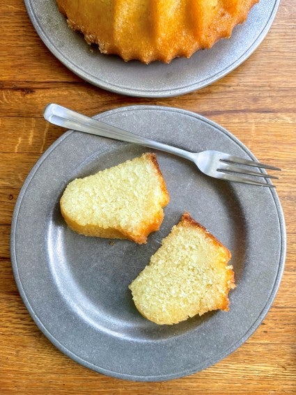 How to bake cake in your air fryer: 5 tips for success