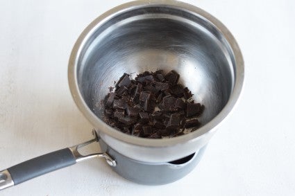 ♥ Veggie Temptation: ☼ How to Melt Choco Using DIY Double Boiler?