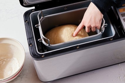 Bread makers 101: The basic guide for using a bread machine