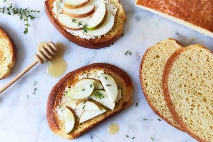 Portuguese Sweet Bread (Massa Sovada)