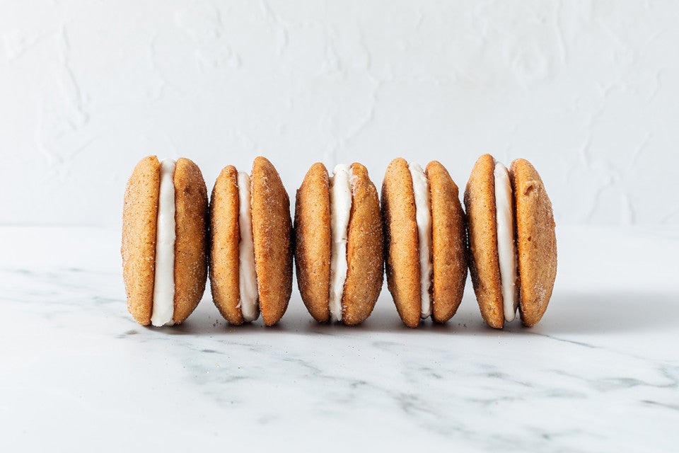 Mini Snickerdoodle Whoopie Pies