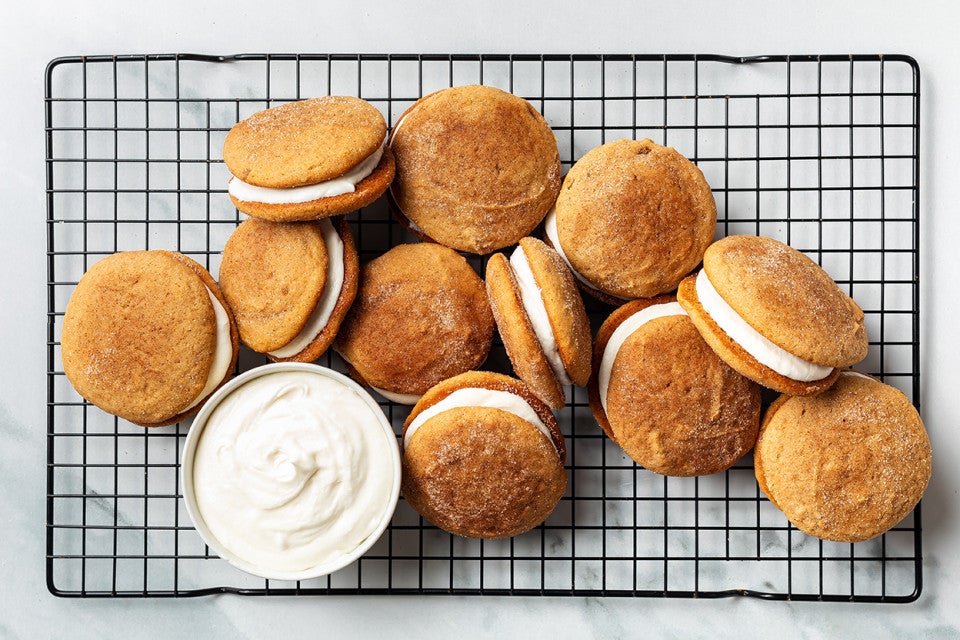 Mini Snickerdoodle Whoopie Pies