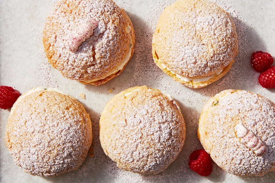 Craquelin Cream Puffs