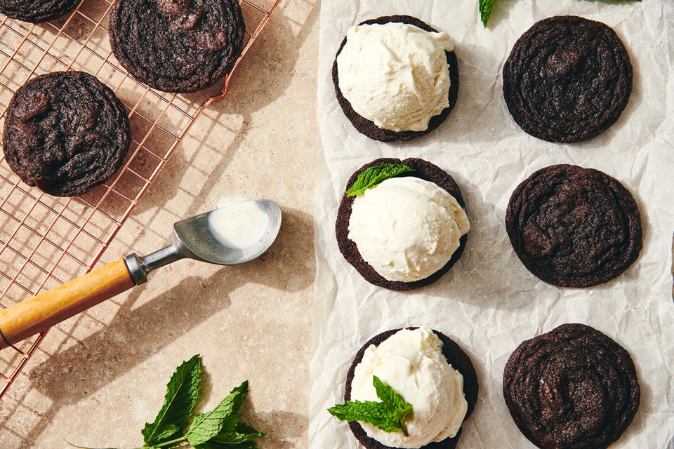 Chocolate Peppermint Snaps