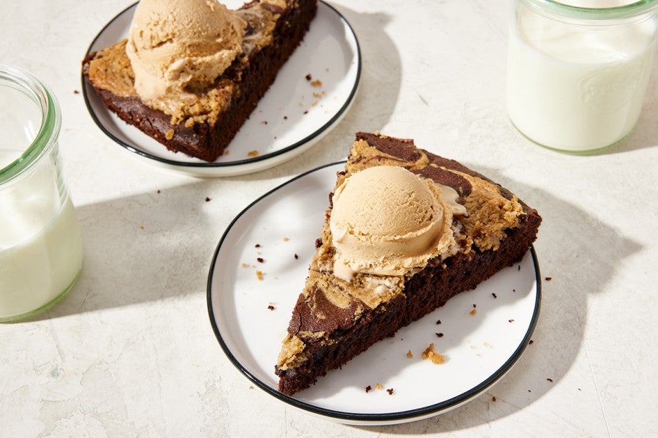Maple Tahini Chocolate Skillet Cake 