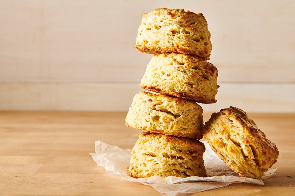 Sky-High Garlicky Herb Biscuits 