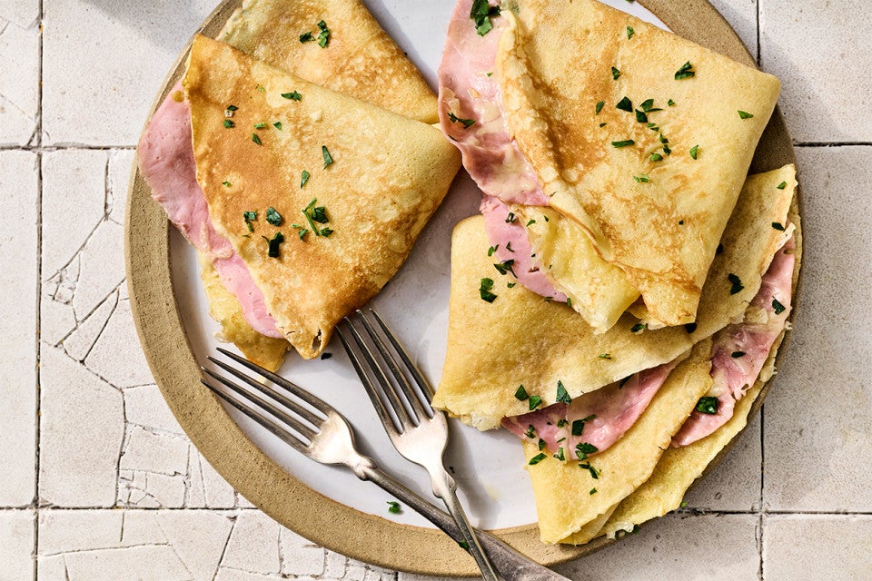 Parisian Street Vendor Crêpes 