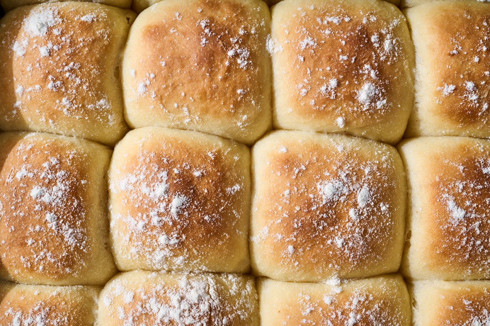 Amish Dinner Rolls