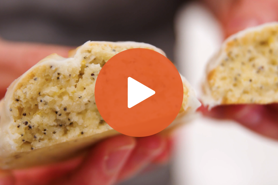 Play button for Lemon Poppy Seed Scones video