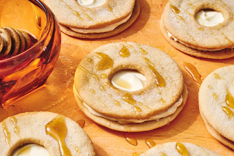 Vanilla Cream Cheese Sandwiches drizzled with honey