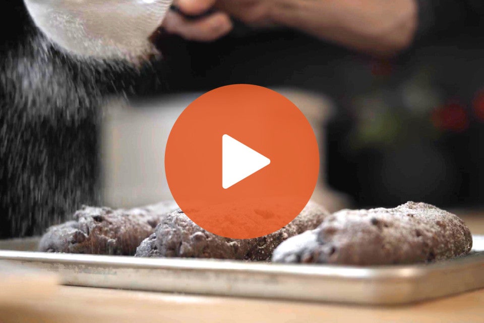Play Button for Chocolate-Hazelnut Stollen YouTube Video