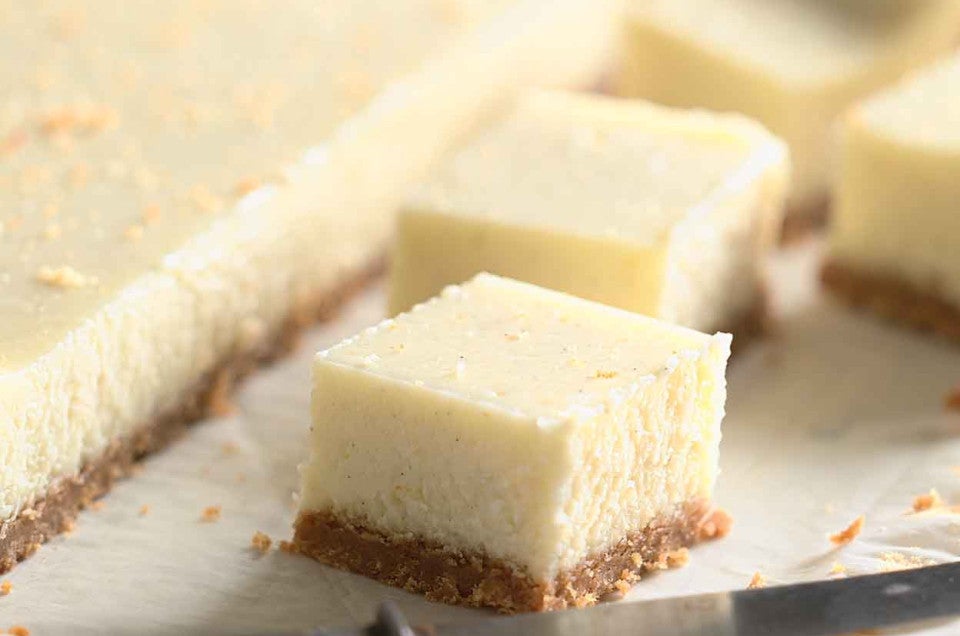 Vanilla Bean Cheesecake Bars
