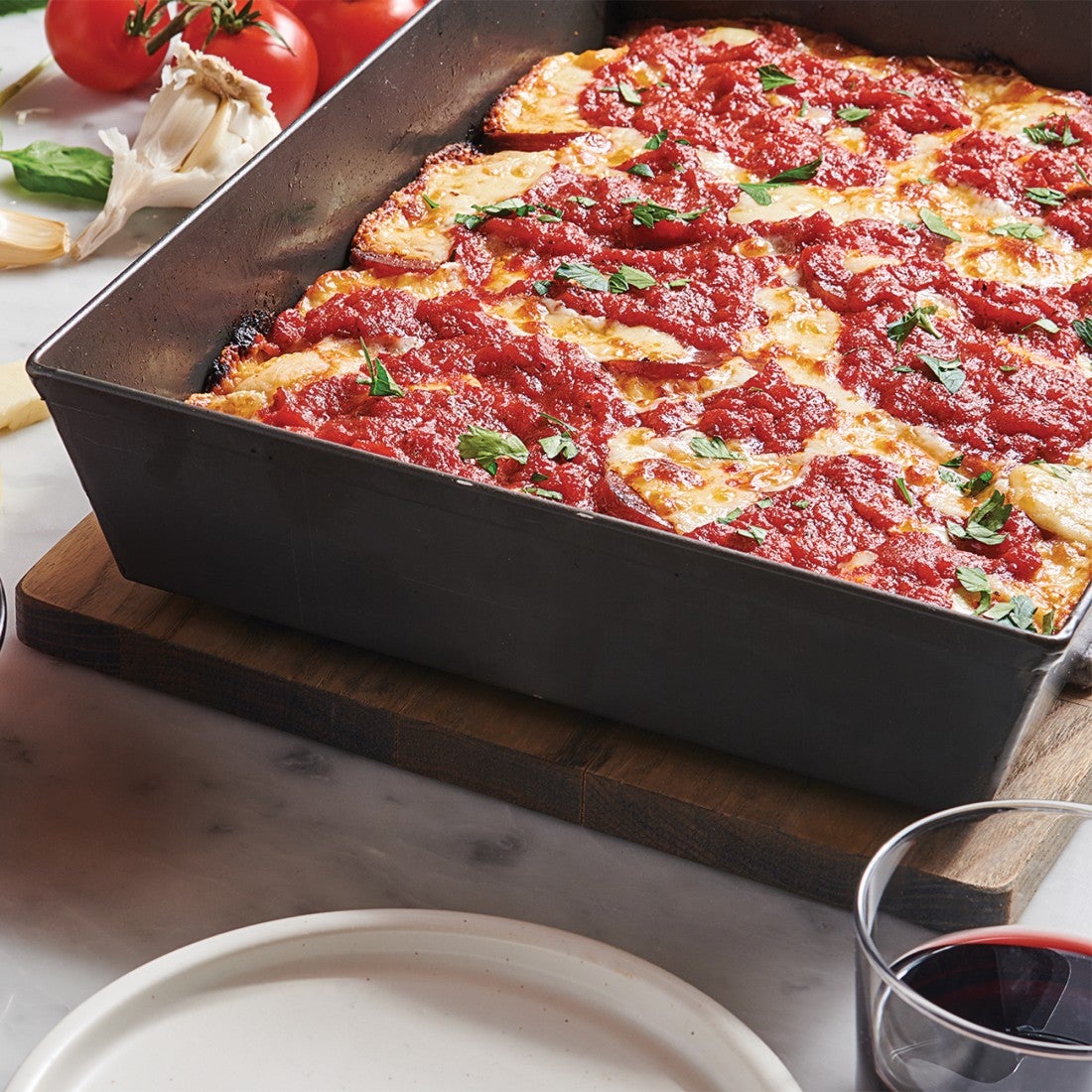 Pizza: From Naples to Detroit