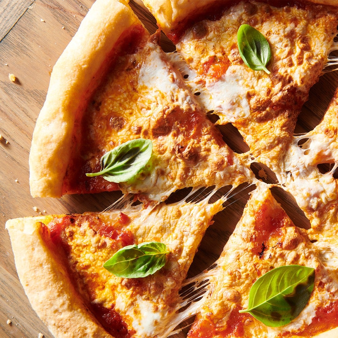 Pizza: From Naples to Detroit