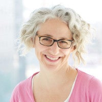 Sarah Carey - Headshot