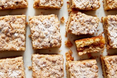 Apple Crumb Cake