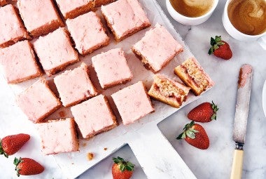 Strawberry Cake