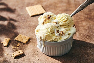 Marshmallow Swirl Ice Cream