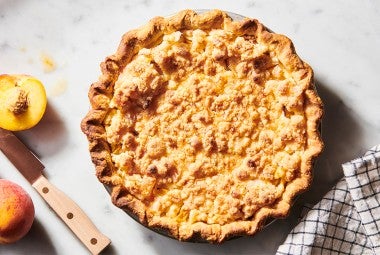 Ginger Streusel Peach Pie