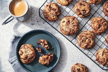 Vanilla Chocolate Chip Cookies