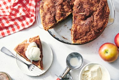 Cinnamon-and-Sugar Apple Pie