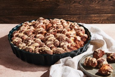 Apple Cinnamon Pull-Apart Bread