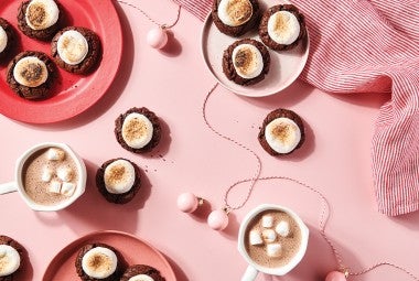 Spiced Hot Cocoa Cookies with Marshmallow Middles