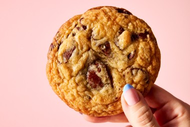 Supersized, Super-Soft Chocolate Chip Cookies 