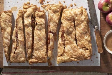 Old-Fashioned Apple Slab