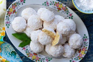 Lemon Snowball Cookies 