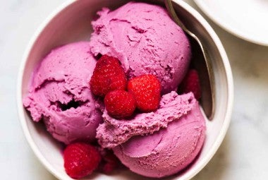 Blackberry and Raspberry Frozen Yogurt