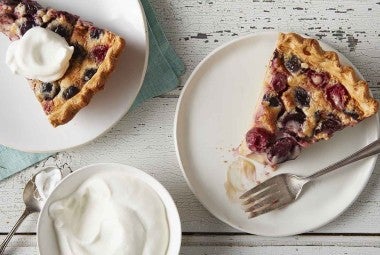 Cherry-Vanilla Cream Pie