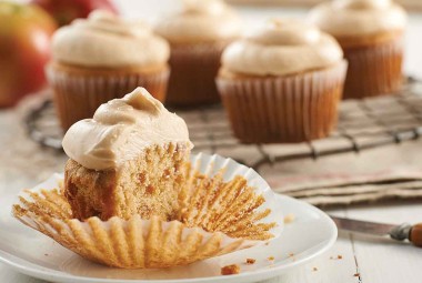 Apple Cinnamon Cupcakes with Cider Frosting
