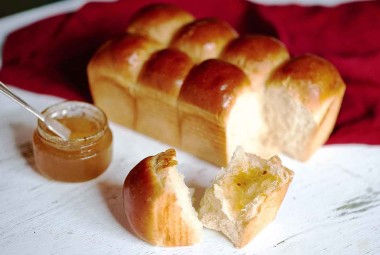 Butter-Enriched Bread
